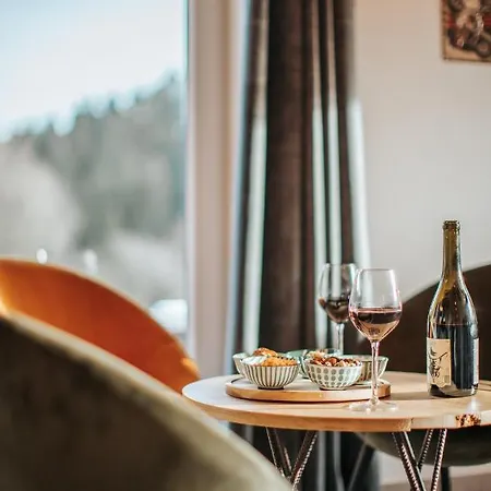 # A Mont Nos'hotes Frühstückspension 3*